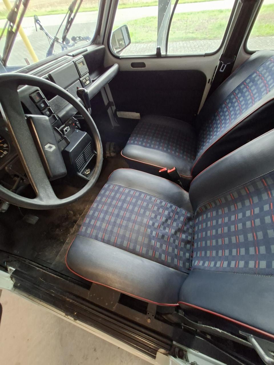 Renault 4