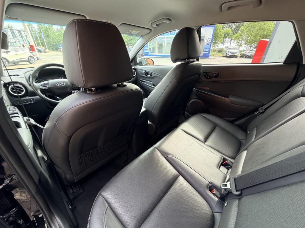 Hyundai Kona 1.6 gdi hev premium two-tone | carplay | camera | cruise contr