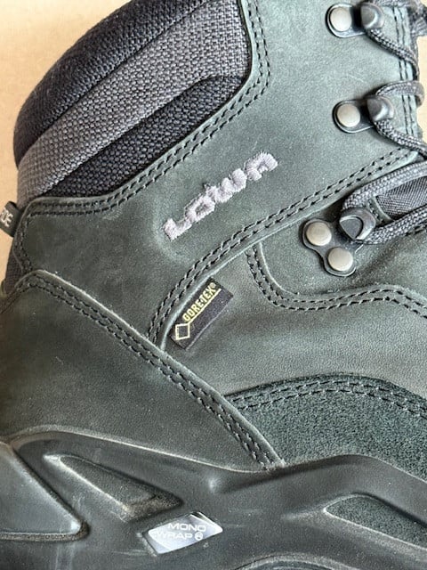 Lowa wandelschoenen ZGAN.