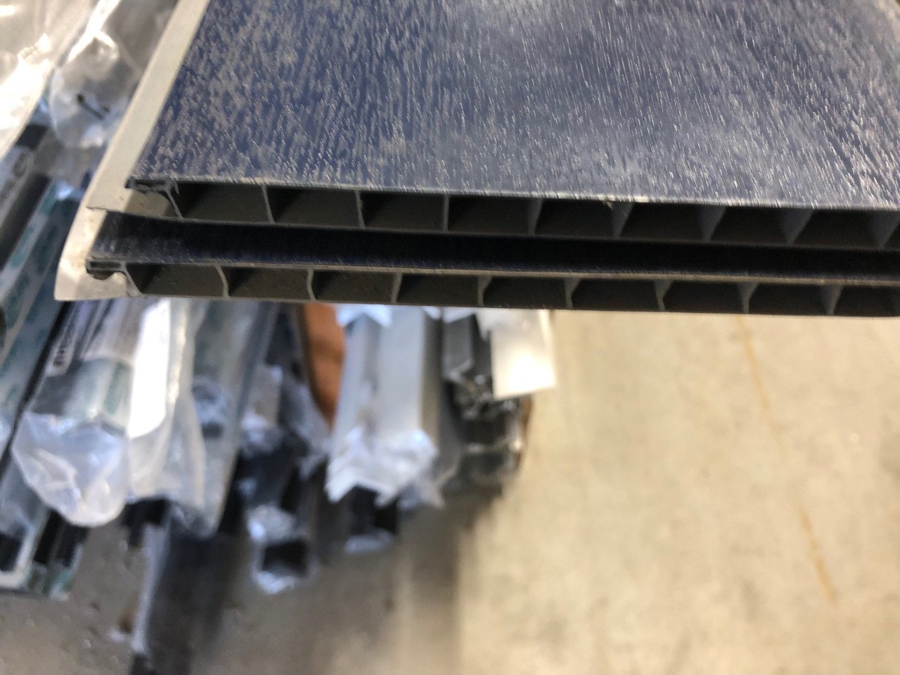2 blauwe kunstof sponningdeel 170 mm v 15 is bijna gratis