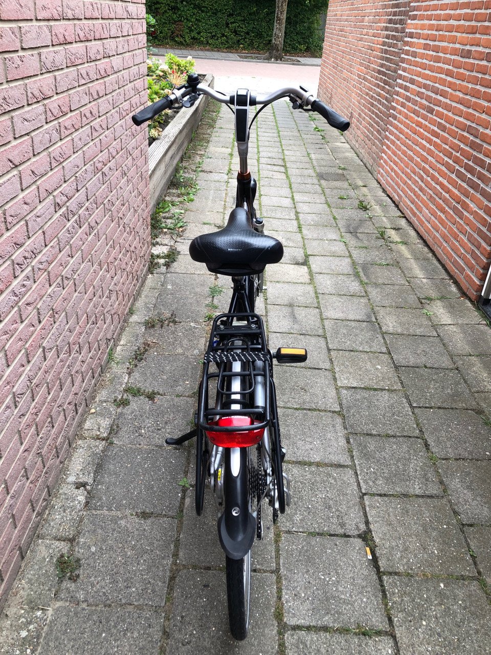 Nette damesfiets.