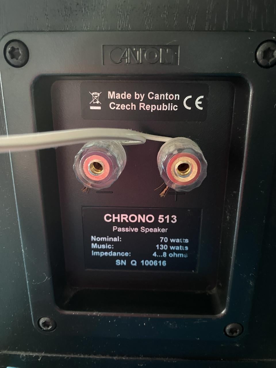 Canton Chrono 513 bookshelf speakers