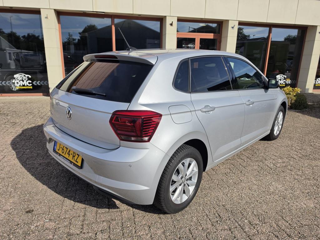 Volkswagen Polo 1.0 tsi highline business r | clima | acc | navi |apple car