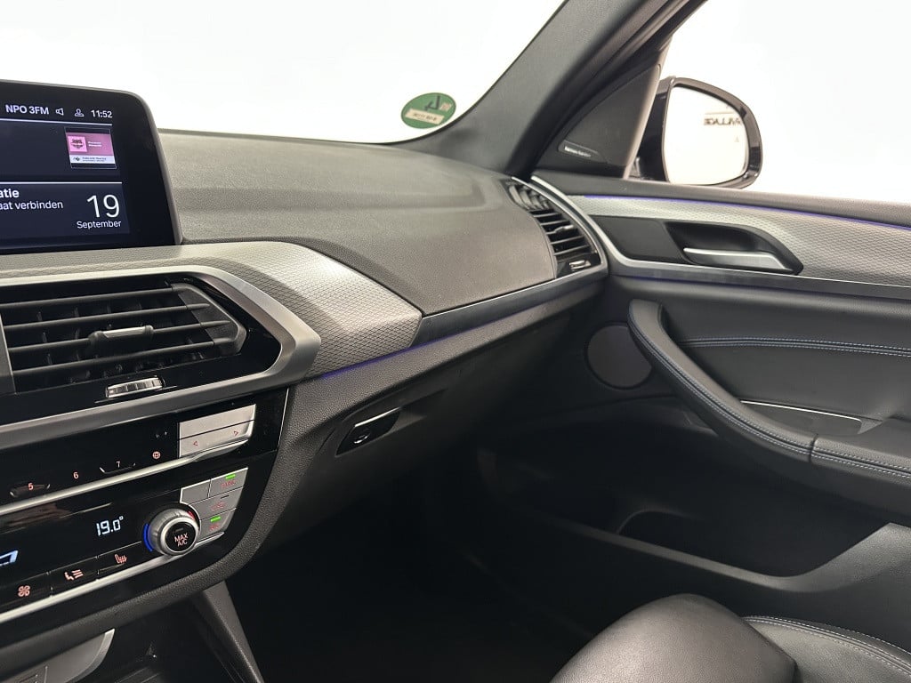 BMW X3 xdrive30e m-sport | harman/kardon | 360 camera | head-up-display
