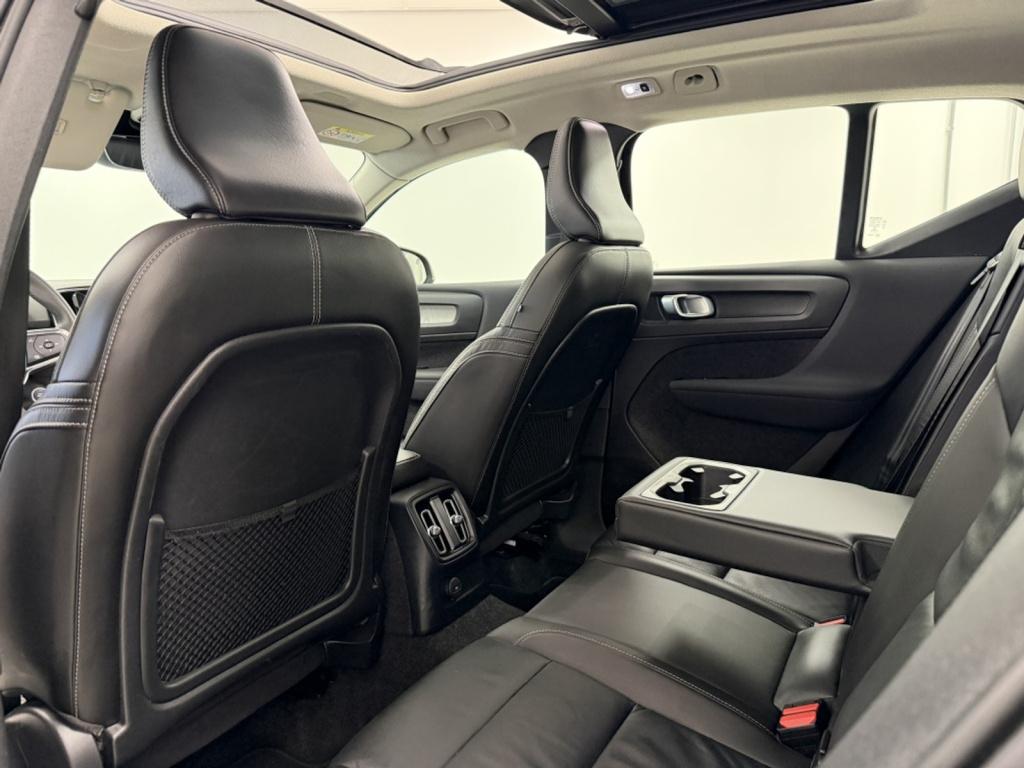 Volvo XC40 1.5 t4 recharge inscription | harman/kardon | leer | panoramadak