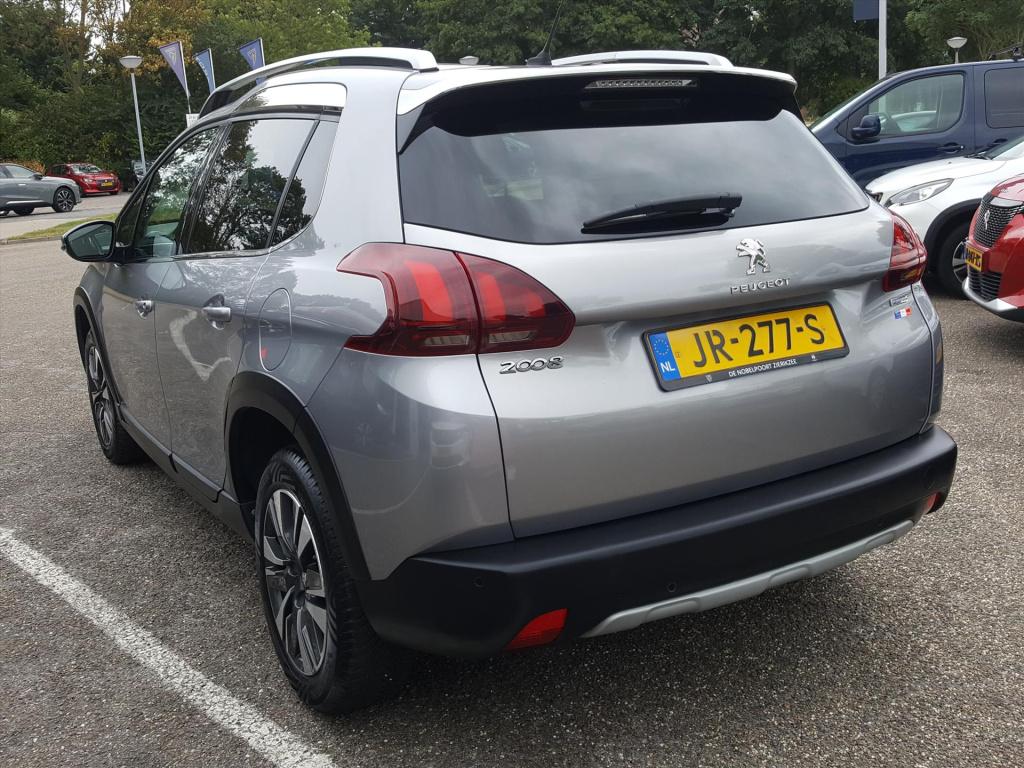 Peugeot 2008 allure1.2 puretech 110pk navigatie | cruise & climate control 