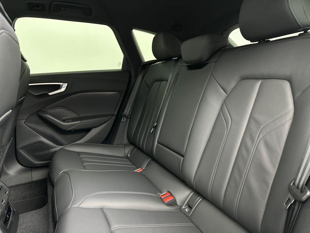 Audi A5 avant s edition e-hybrid 220 kw / 299 pk avant 7 versn.