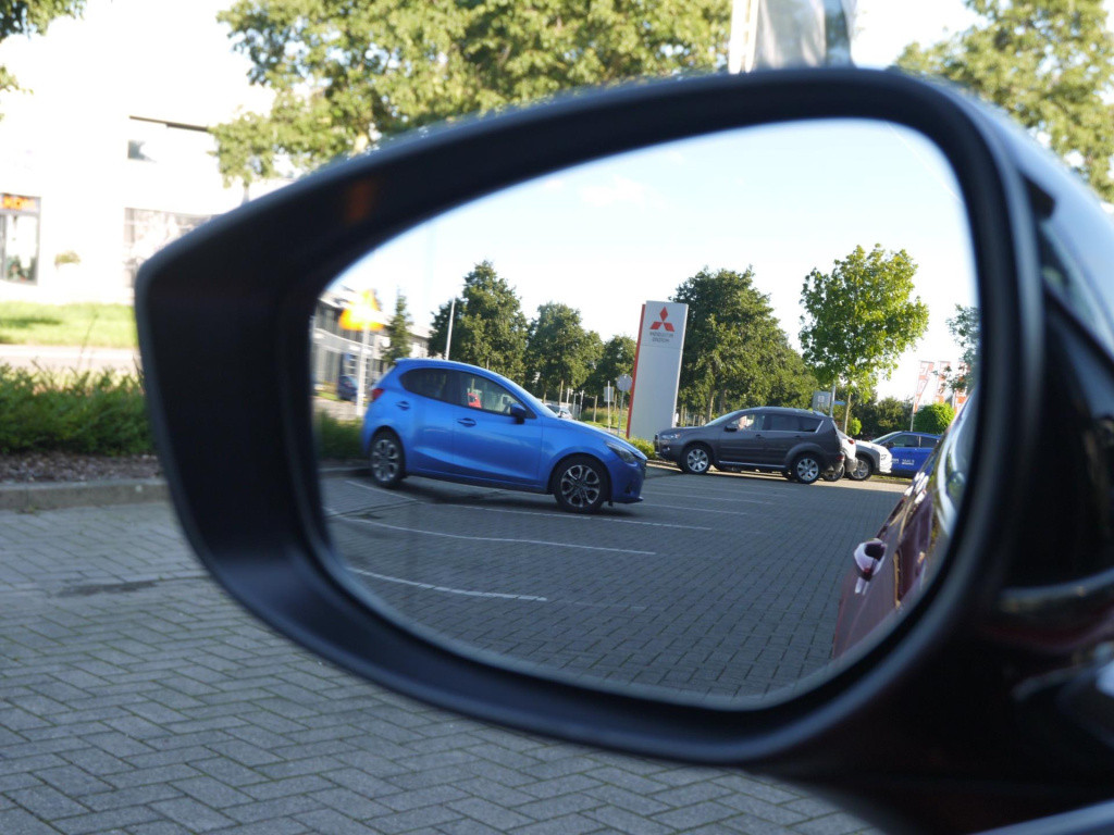 Mazda 3 2.0 e-skyactiv-g m hybrid 150 homura|rijklaar