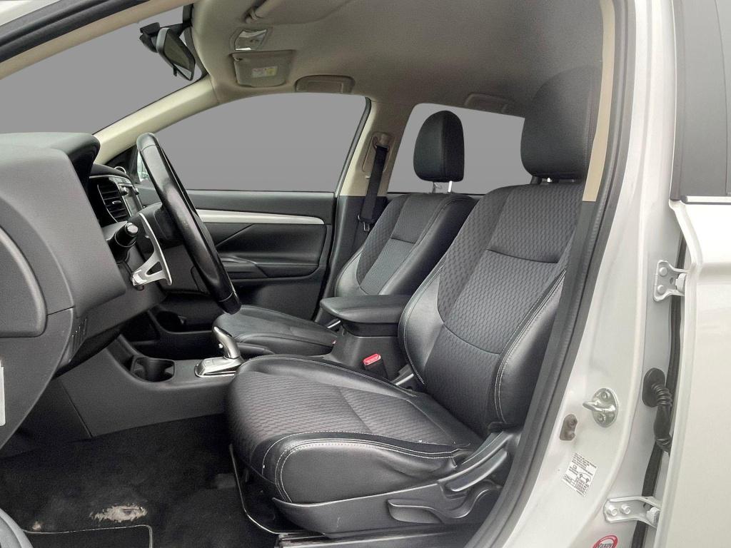 Mitsubishi Outlander 2.0 phev executive edition