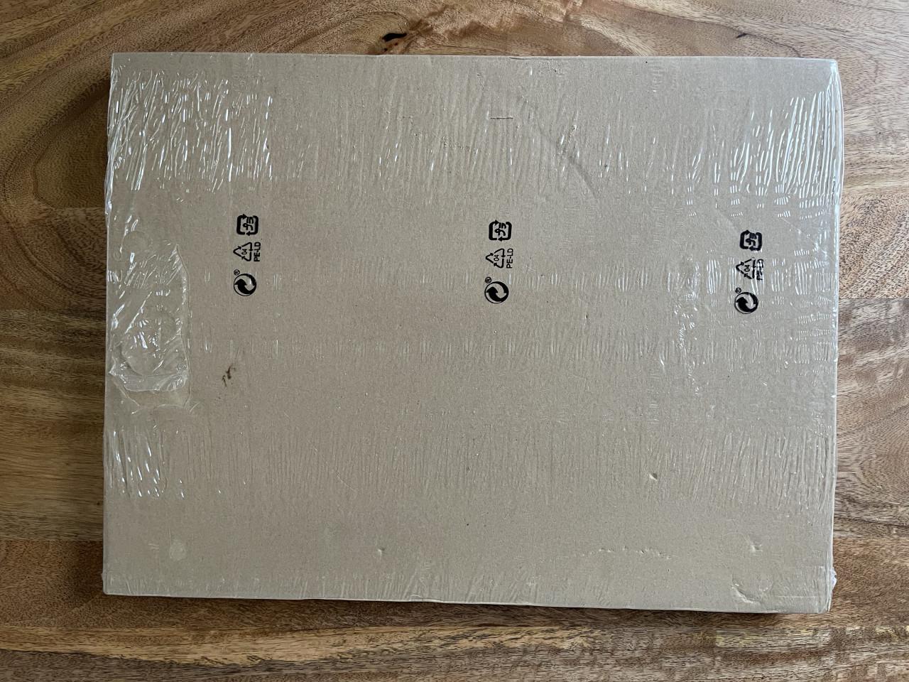 IKEA KALLAX Inzet met deur, wit, 33x33 cm. Niuew