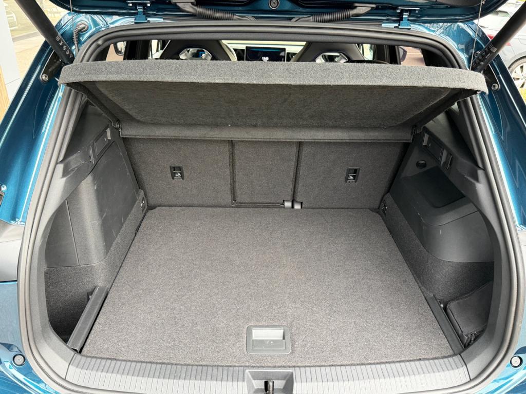 Volkswagen Tiguan 1.5 ehybrid r-line | black line | 360 camera | trekhaak |