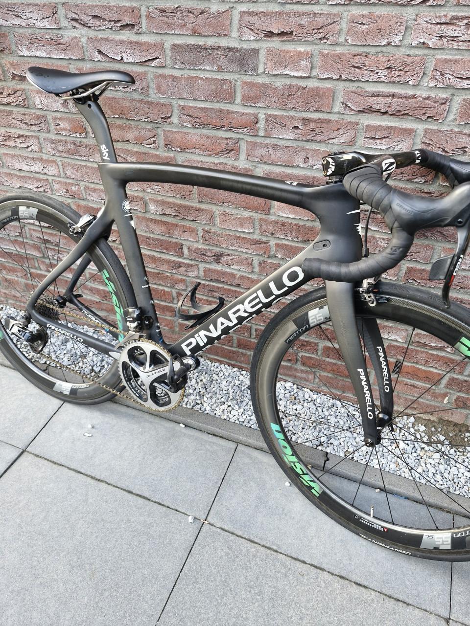 Pinarello dogma F8 full carbon, maat 54/55