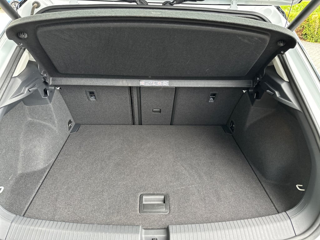 Volkswagen T-roc 1.5 tsi 150pk dsg united | led | camera | virtual cockpit 