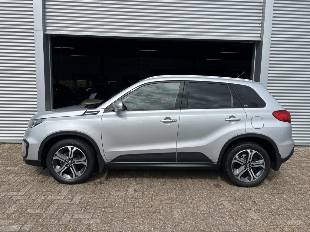 Suzuki Vitara 1.6 high executive automaat|trekhaak|nieuwstaat