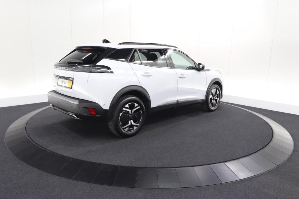 Peugeot 2008 puretech 130 eat8 allure | 360 camera | dodehoekdetectie | app
