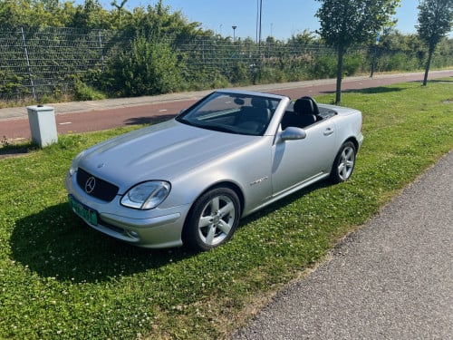 Zeer fraaie Mercedes SLK uit 2003, Automaat met slechts 138.000 km