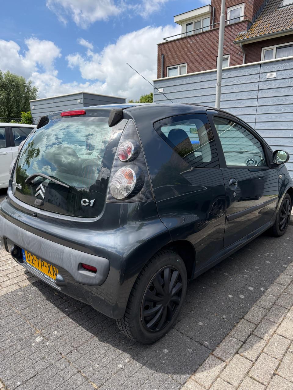 Citroën C1 – Donkergrijs – Nieuwe APK tot 10/2027