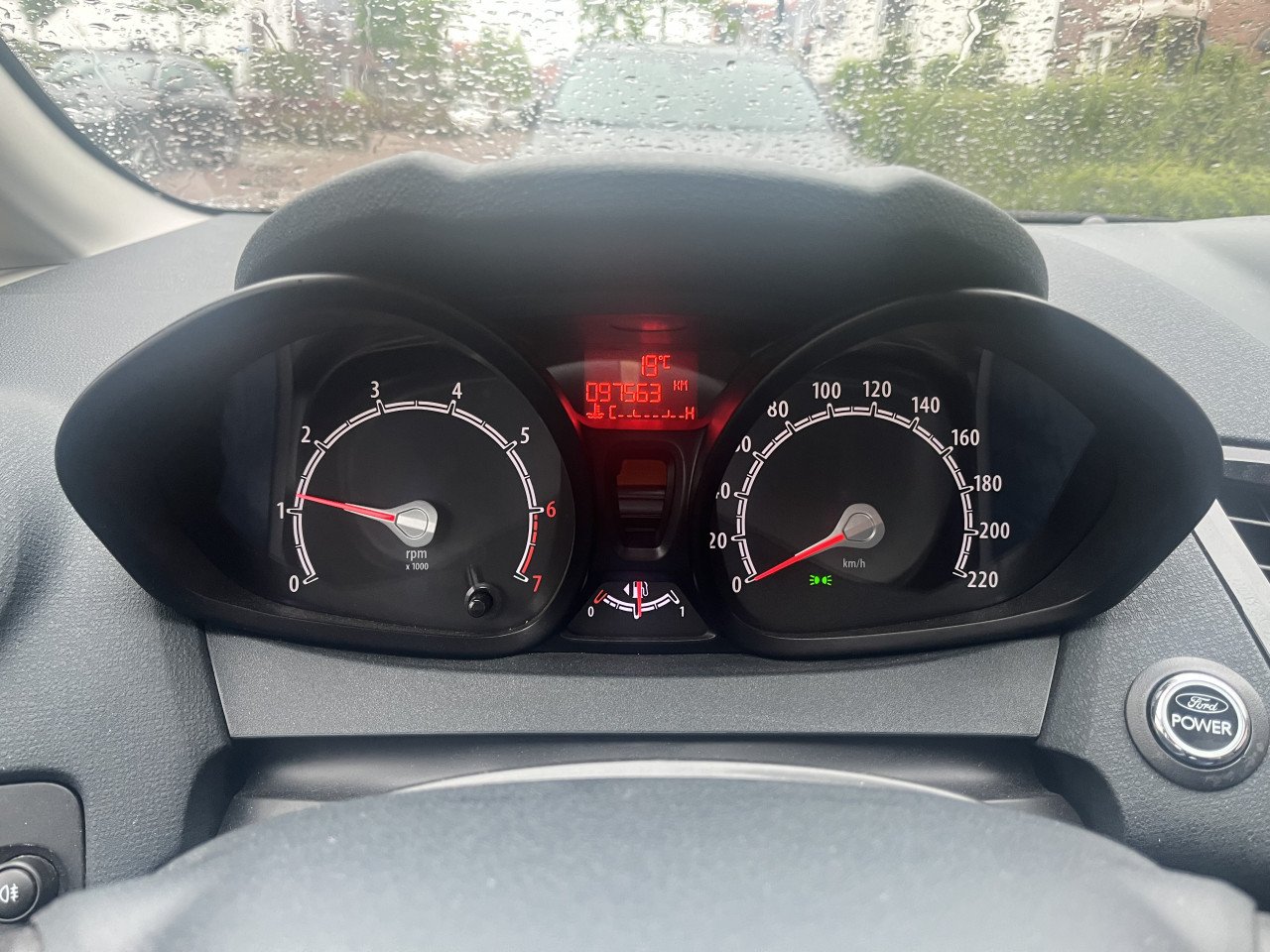 Ford Fiësta 1.6 Metal|Leer|17 inch|97.500 km|Dealeronderhouden