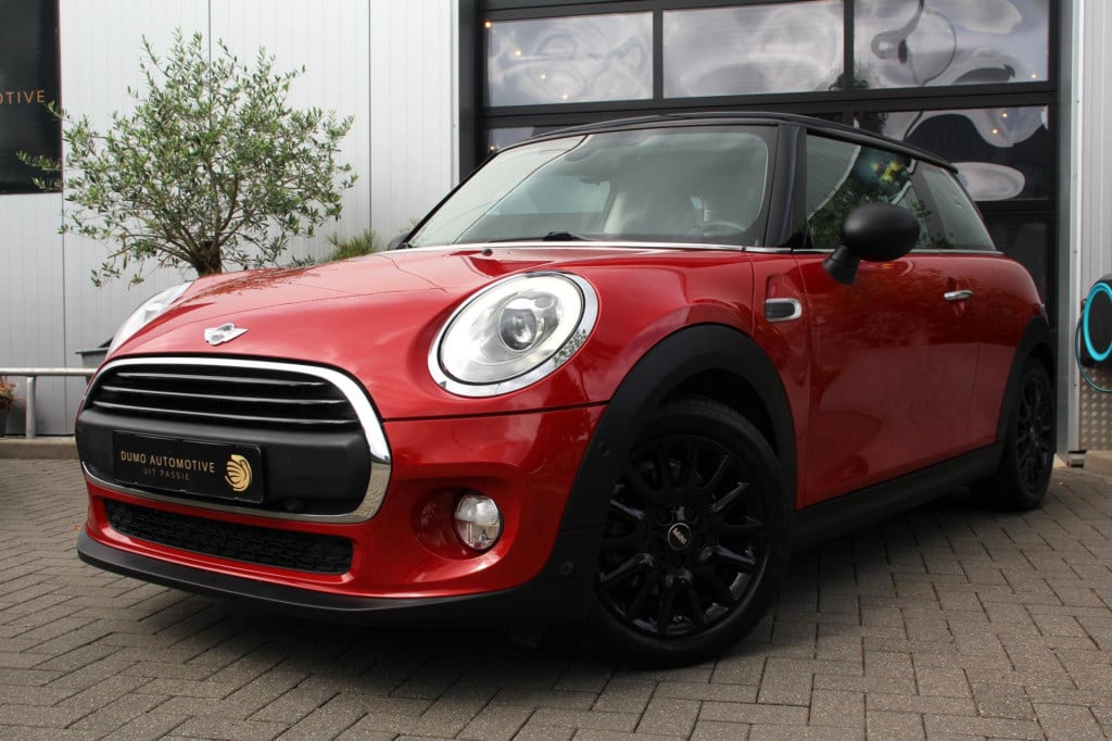 Mini One mini 1.2 chili business - actieprijs €13.595,- t/m 20 augustus!