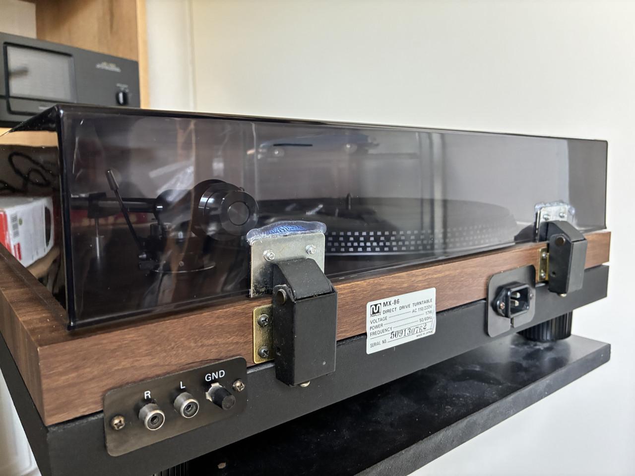 Marlux MX-86 platenspeler.