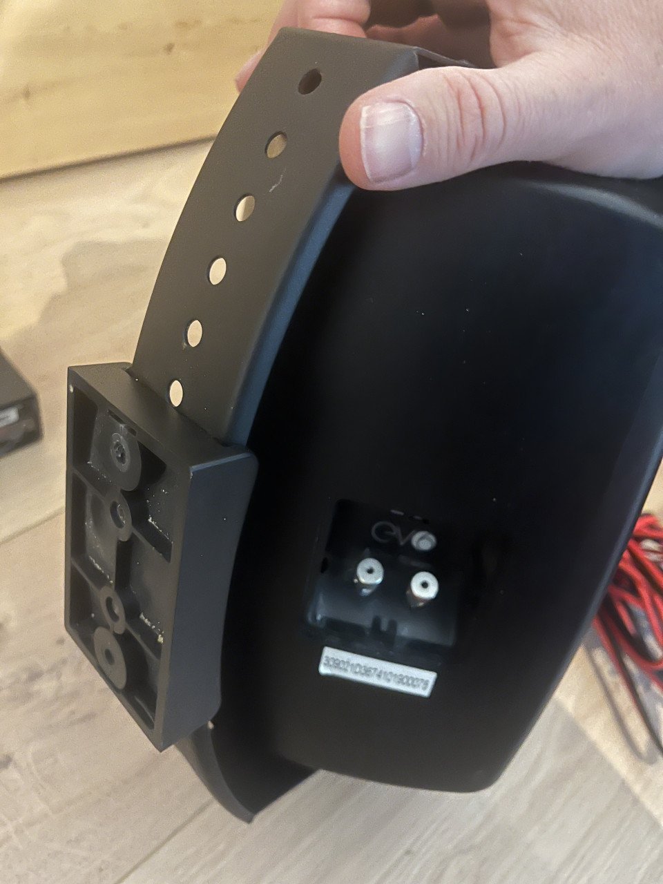 Geluidsset; 2 speakers, versterker en kabels