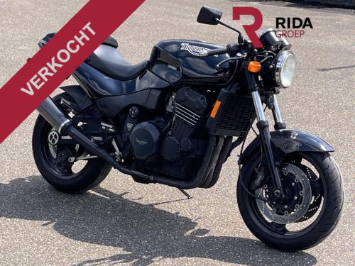 Triumph Speed Triple naked 900 t300 | verkocht |