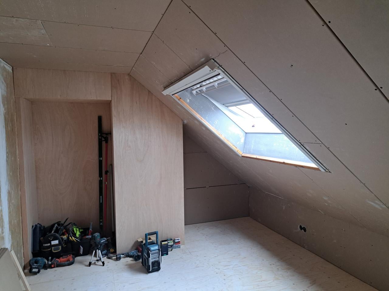 Timmerman / Klusjesman beschikbaar