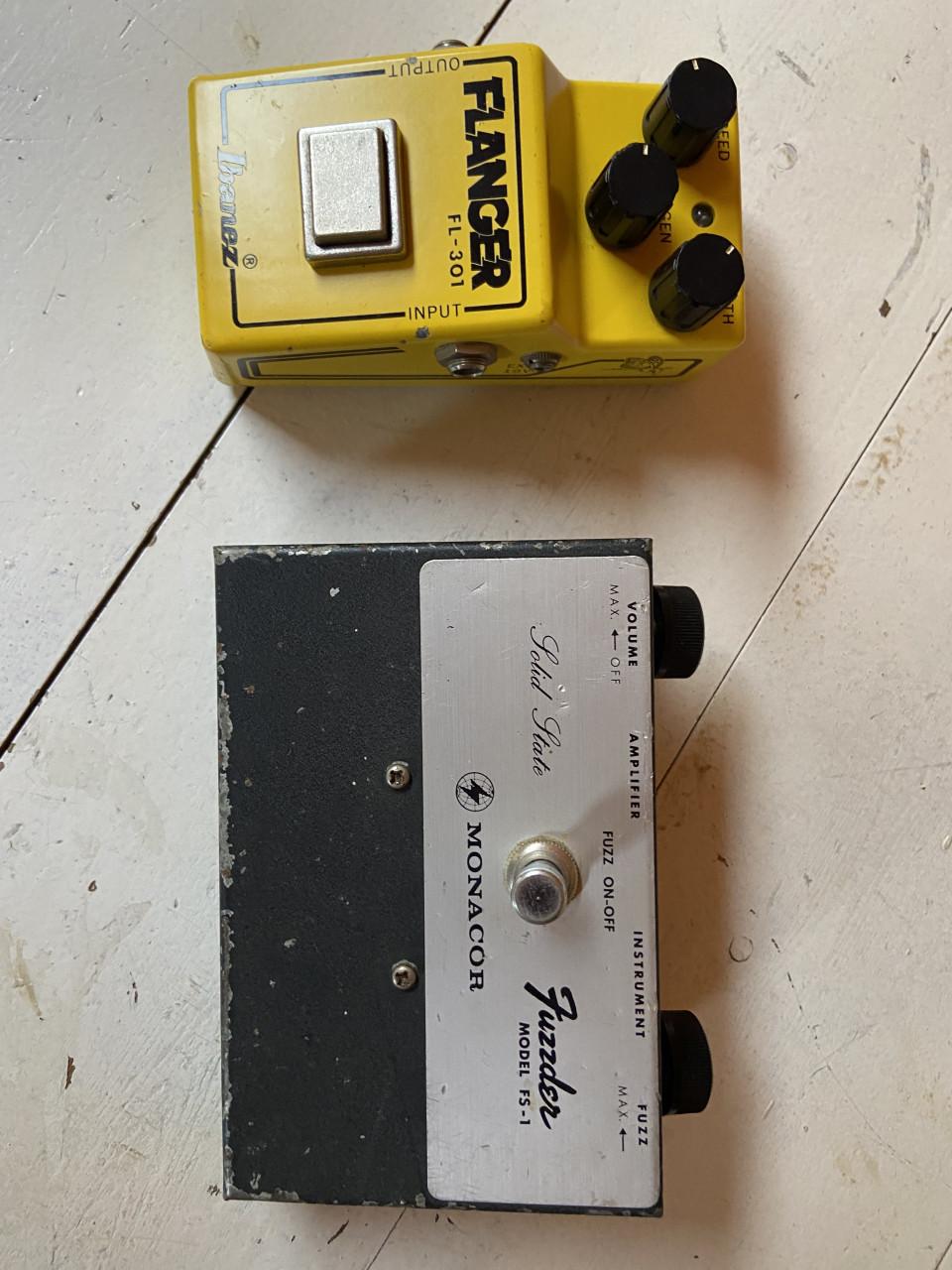 Monacor FS-1 Fuzzder fuzz pedal  + Ibanez FL-301 Flanger