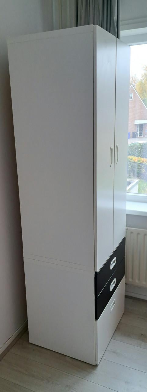 Stuva kledingkast/hoge kast en speelgoedkist