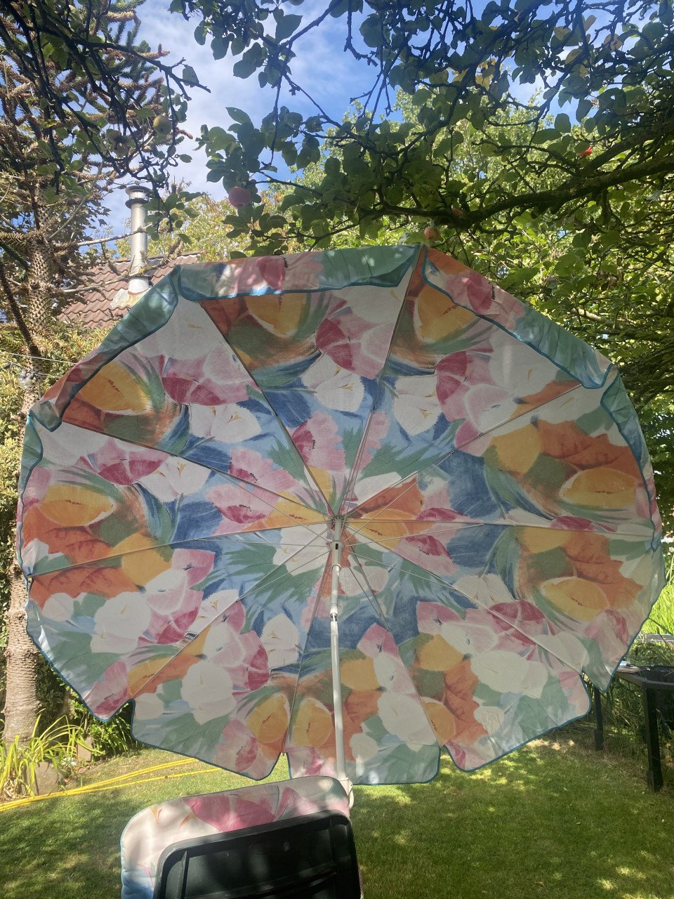 Kussenset tuinstoel terrasstoel 4x, voetenbankje 2x, parasol, tafelkleden