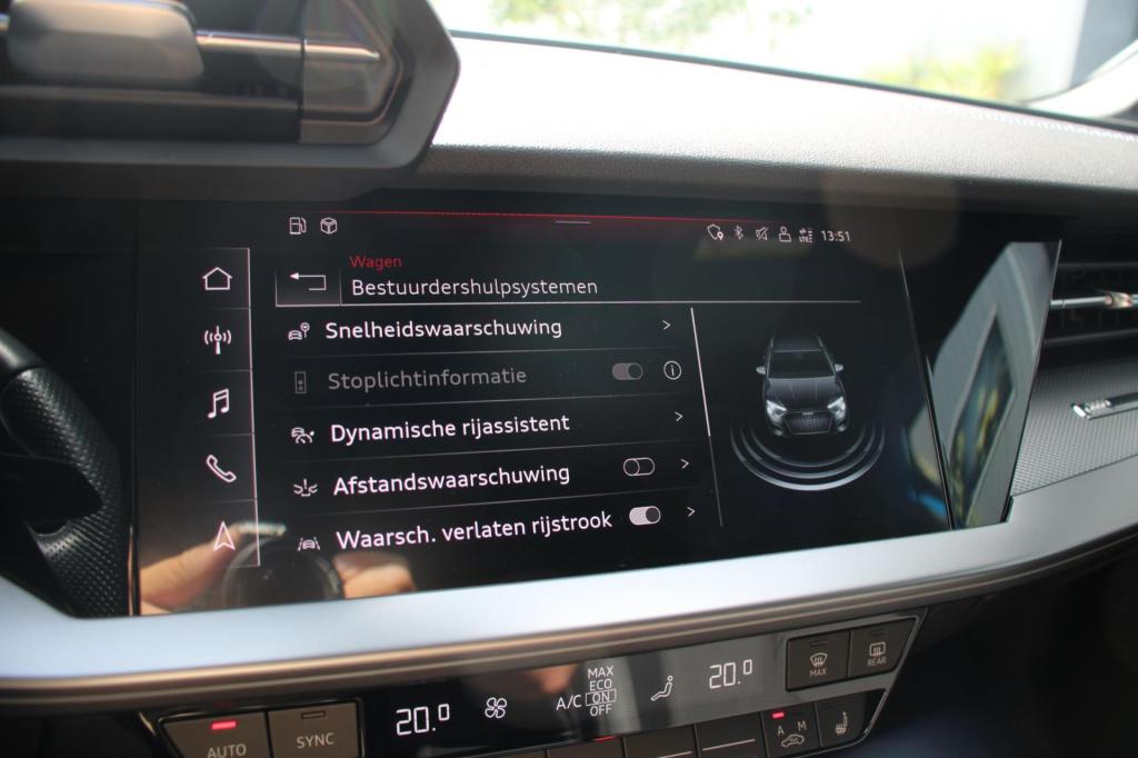 Audi A3 sportback 45 tfsi e s-line - matrix - turbo blauw - dab - virtual c