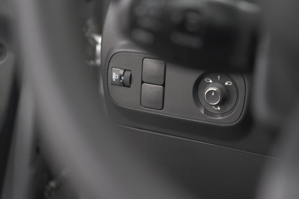 Citroen C3 puretech 110 max | parkeersensoren | apple carplay | climate con