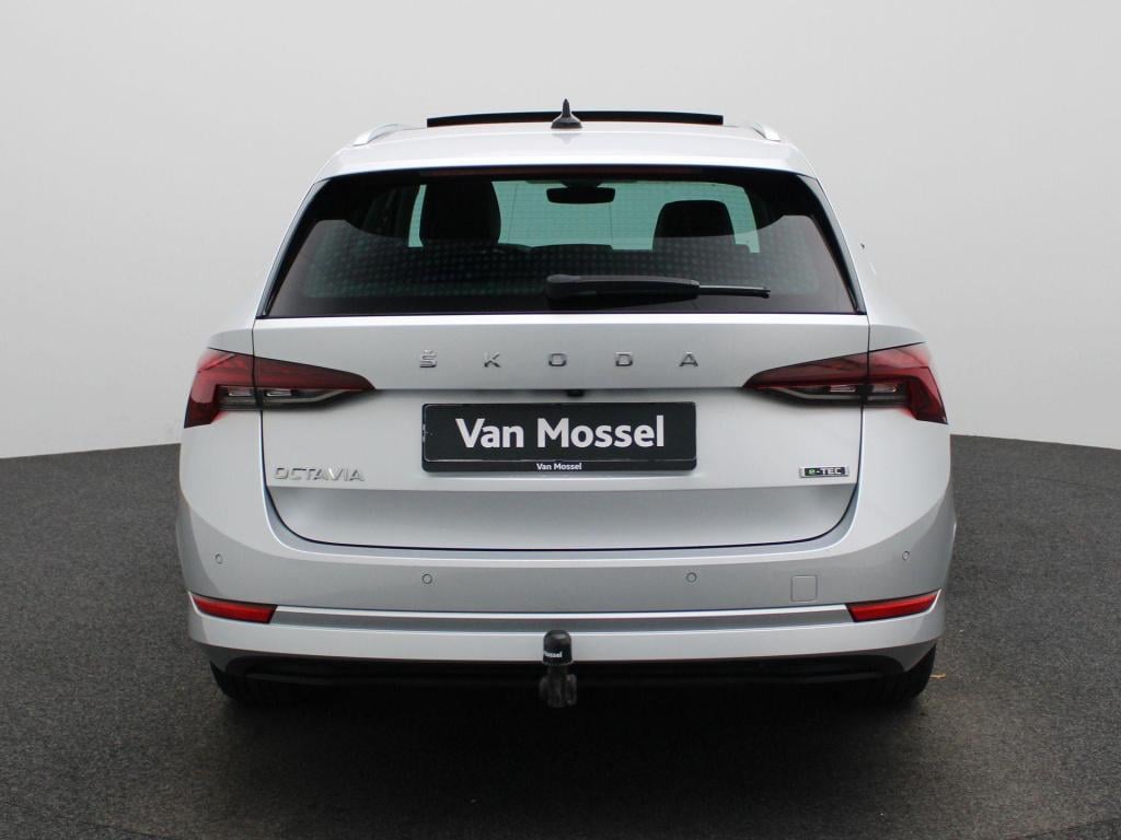 Skoda Octavia combi 1.5 e-tsi business edition | automaat | panoramadak | t
