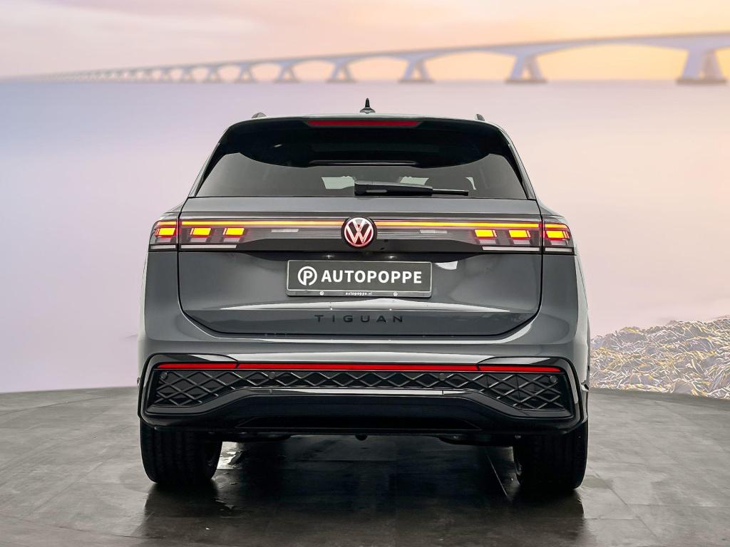 Volkswagen Tiguan r-line edition plug in hybride 272 pk black style pakket