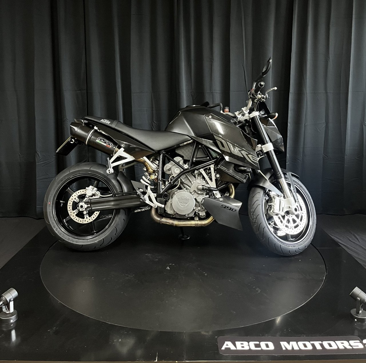 KTM 990 SUPER DUKE