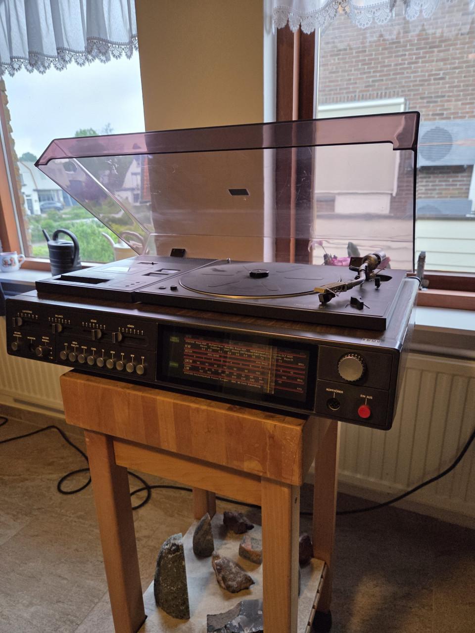 ITT Stereo 7200 HiFi Compact