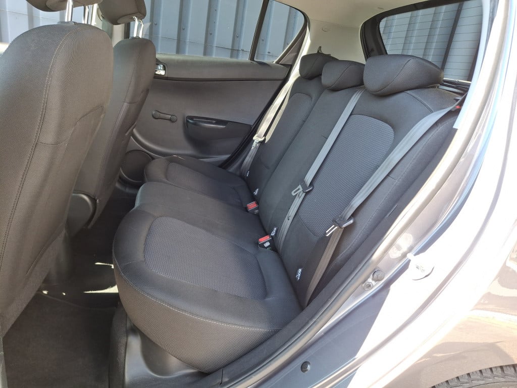 Hyundai I 20 1.2 hp i-motion 5-deurs | airco | trekhaak