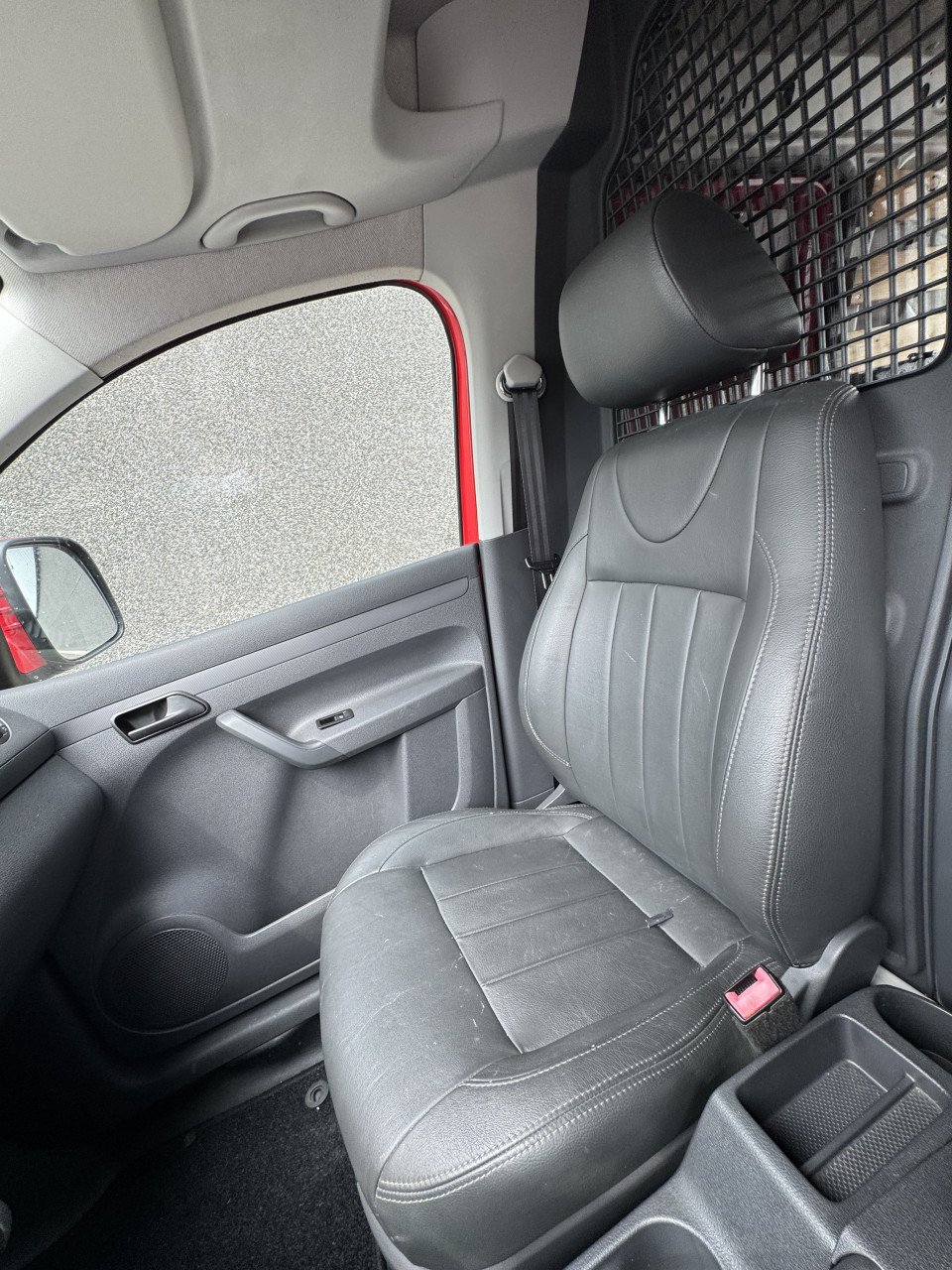 Complete Volkswagen Caddy 1.6 TDI – 2012. Nieuwe APK & nieuwe verstuivers!