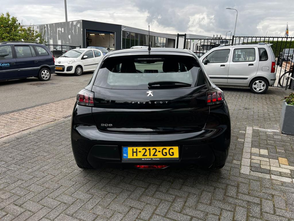 Peugeot 208 1.2 puretech blue lease active
