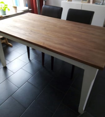 Te koop mooie eethoek tafel €100,-