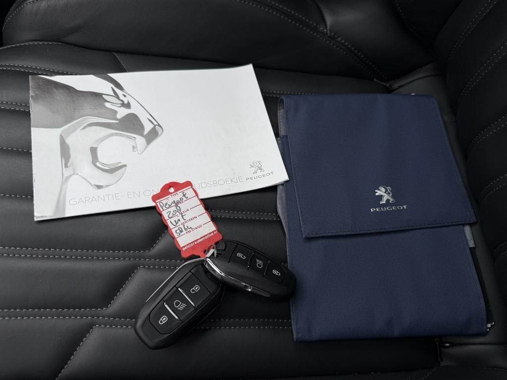 Peugeot 208 1.2 puretech gt pack - parelmoer - leer - pano -