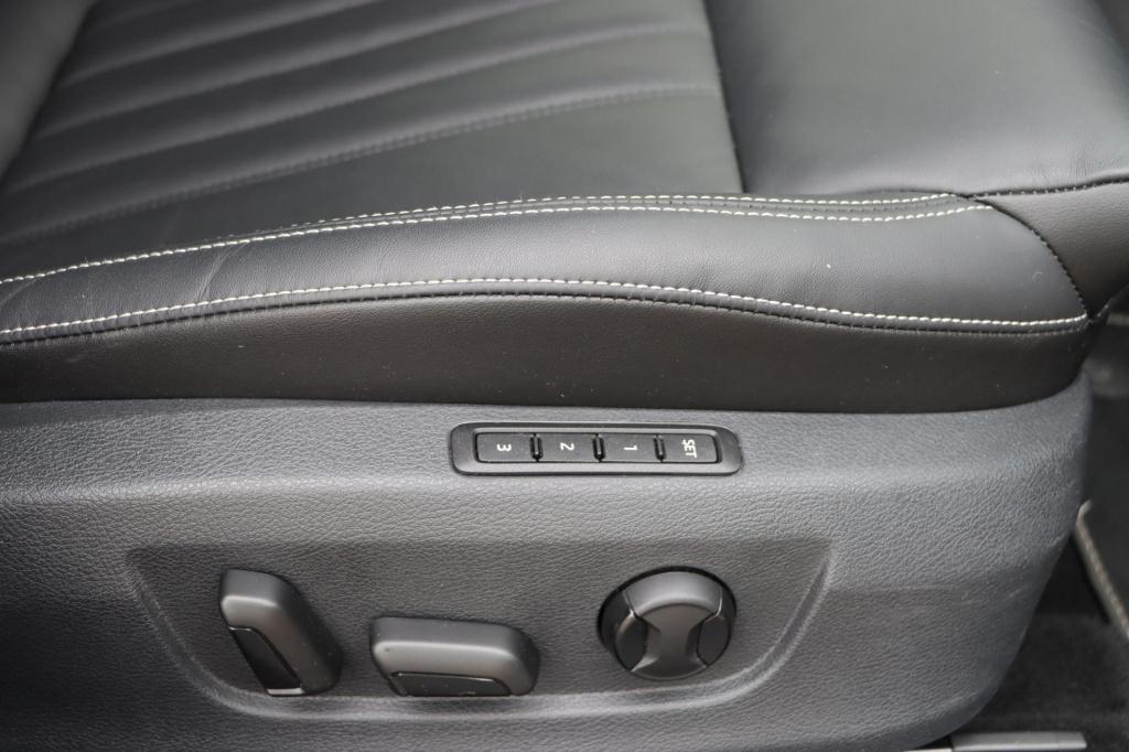 Skoda Superb combi 1.4 tsi laurin & klement 218pk dsg6 stoel voor+ achterve