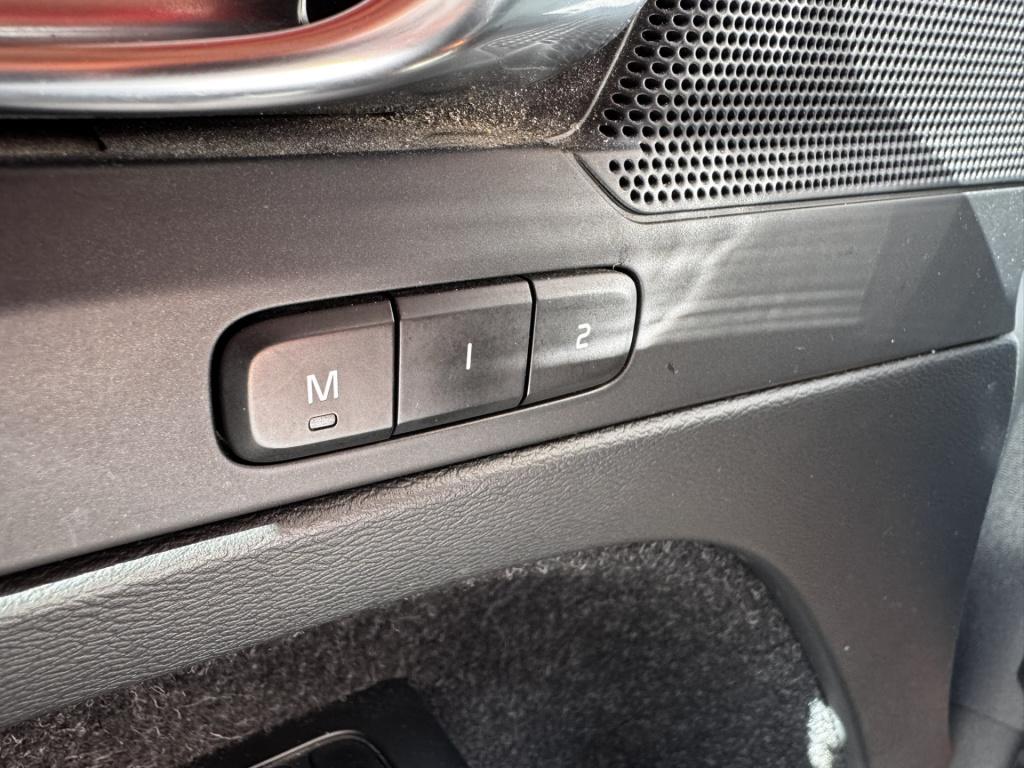 Volvo XC40 2.0 t4 inscription automaat | leer | 19'' lmv | trekhaak