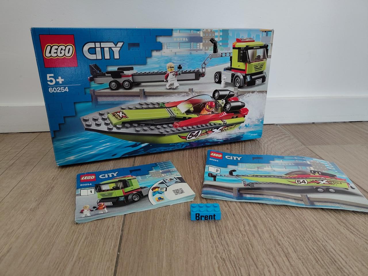 LEGO City Raceboottransport - 60254 incl doos en zakjes