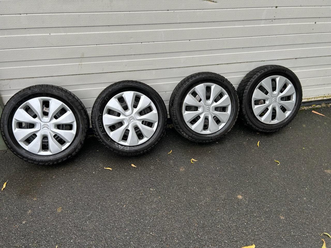 Citroën C1 1.0 - incl. set winterbanden - Michelin