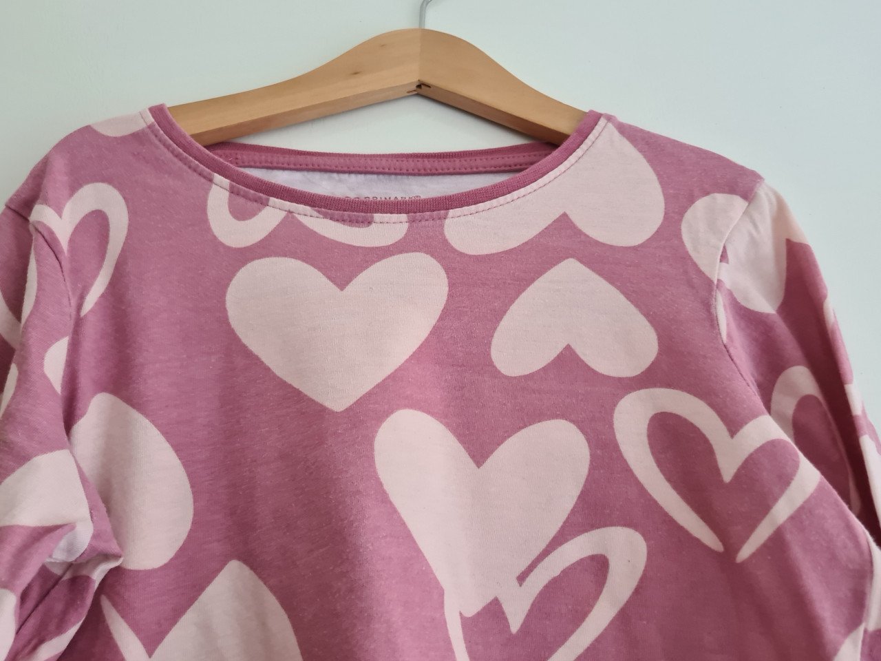 Roze hartjes shirt van Primark  Maat 128