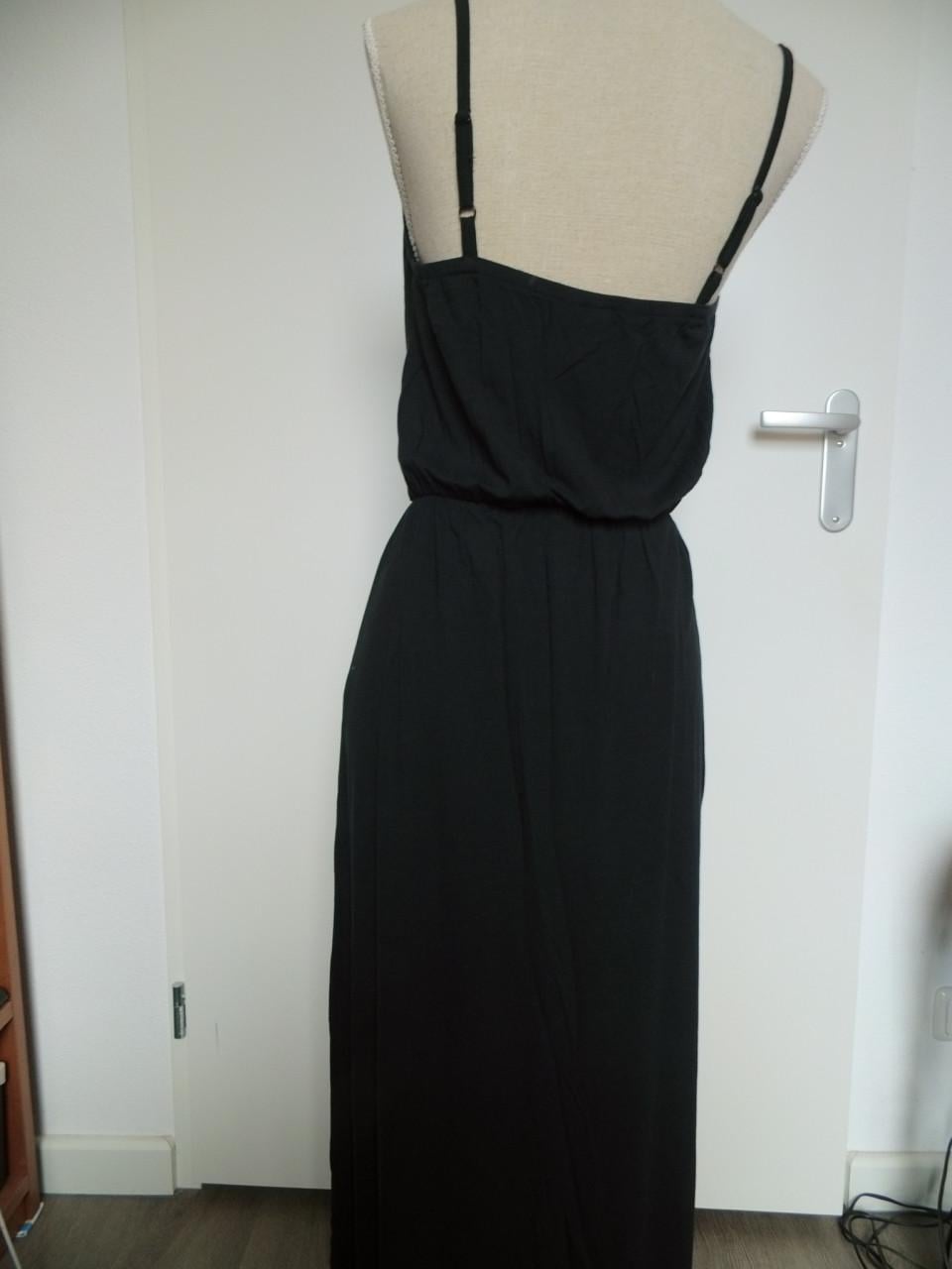 Lange jurk maat 36.