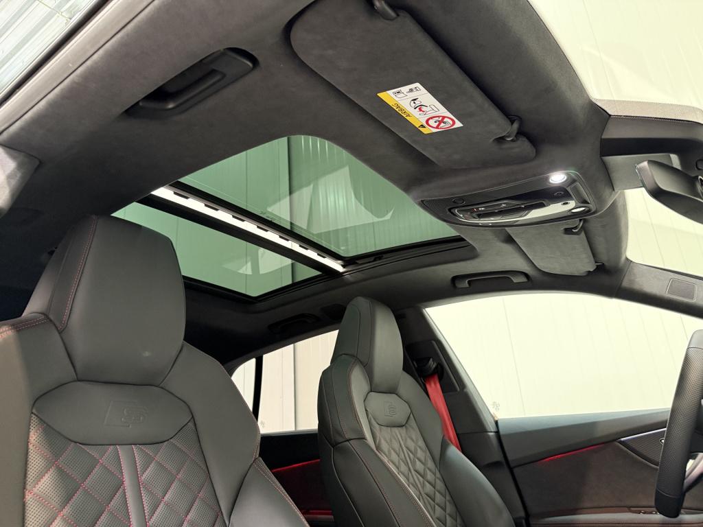 Audi Q8 60 tfsi e 560pk quattro aero abt power pakket | carbon pakket