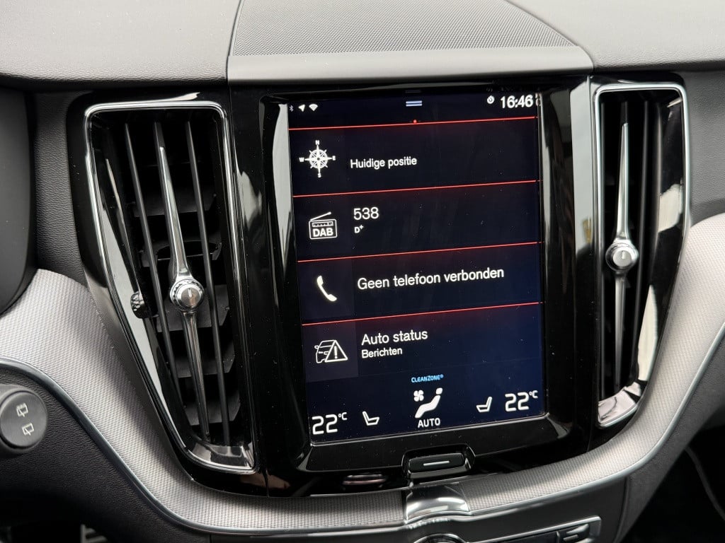 Volvo XC60 t8 390pk recharge r-design| panodak| luchtvering| trekhaak| came