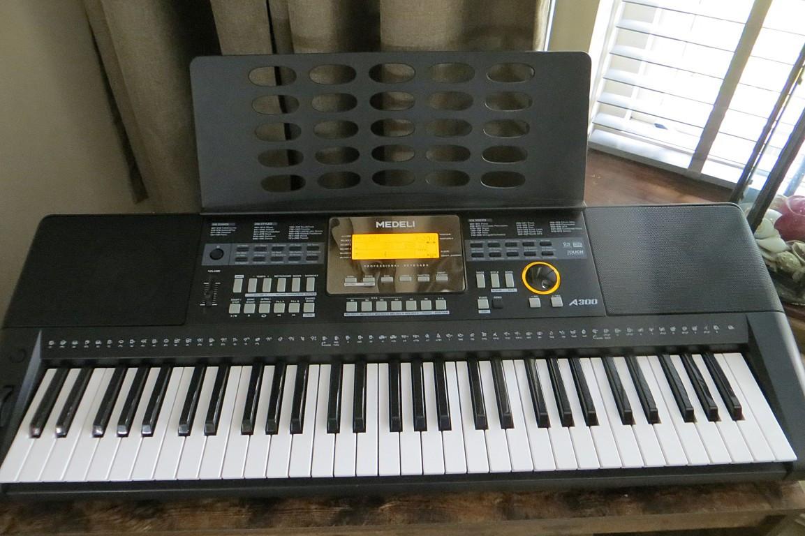 Medeli A300 in nette staat